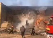 فیلم سقوط هواپیمای جنگنده درشهر تبریز/ خلبان ایجکت نکرد تا هواپیما به منطقه مسکونی برخورد نکند/ سه نفر درگذشتند/ FILM