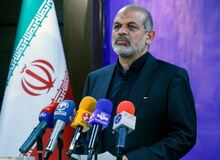 وزیر کشور: جمهوری اسلامی موضوع محاکمه شکنجه‌گران دوره پهلوی را دنبال می‌کند