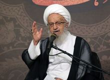 آیت‌الله مکارم: اگرچه گرانی‌ها به‌شدت مردم را رنج می‌دهد، ولی این مسائل نباید شور عزاداری‌های محرم را تحت‌الشعاع قرار داده، از حرارت آن بکاهد