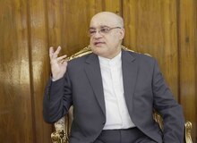 اولین تصاویر امانی سفیر ایران در لبنان در دیدار با عراقچی بعد از انفجار پیجرها