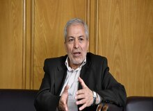 محمود میرلوحی فعال سیاسی اصلاح طلب:روحانی برای جلب رضایت رقبای انتخاباتی‌اش از رفقای انتخاباتی‌اش فاصله گرفت
