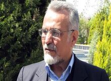 حسن روحانی بی پرده و صریح از مشکلاتی که دولت با آنها دست و پنجه نرم می کنند با مردم سخن بگوید تا مردم در جریان وضعیت کشور قرار بگیرند