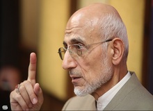 میرسلیم: تذکر کتبی و شفاهی خود را در زمان خود به قالیباف داده بودم / زیرنظر قالیباف تخلفات مالی مهمی رخ داده است / نباید کار به جایی می‌رسید که جانشین مورد اعتماد قالیباف دستگیر و گرفتار شود/ سکوت نمی‌کــــنم
