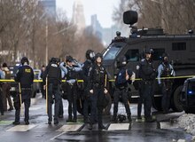 پس‌لرزه‌های کشته شدن زن آمریکایی در میناپولیس/ دموکرات‌ها به دنبال تعطیل کردن دوباره دولت آمریکا هستند