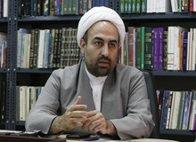 زائری علیه زیباکلام/  طلاب با مشقت های فراوان و گاه باورنکردنی زندگی می کنند
