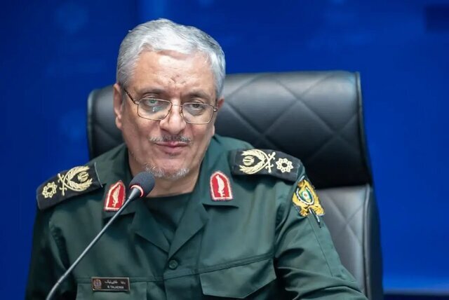 سردار طلایی‌نیک: در برابر تهدید و فشار عقب‌نشینی نمی کنیم/ دشمن ناگزیر به پذیرش آتش‌بس است
