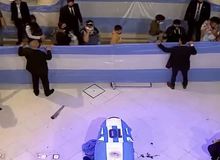 فیلم / وداع صدها هزار نفر از مردم آرژانتین با اسطوره تاریخ فوتبال در نظم  مثال زدنی