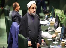 حمید رسایی: کاش قانونی تصویب کنیم که زنان بی حجاب نتوانند مهریه بگیرند