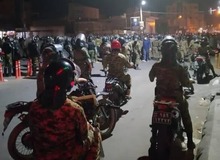 در حوادث خوزستان چه گذشت؟/  واکنش مردم به سکوت مسئولان در مواجهه با گرانی ها/ احتمال مصدومیت چند تن از مردم معترض در اعتراضات
