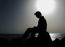 خودکشی پسر تهرانی ۴۰ روز بعد از خودکشی دوستش