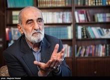 حسین شریعتمداری به منتقدانش به خاطر دفاع از نطق روحانی در سازمان ملل پاسخ داد/رییس جمهور در سفر نیویورک برخوردها و مواضع ناشایسته‌ای هم داشته‌ است