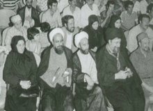 عکسی کمتر دیده شده از امام موسی صدر، یاسر عرفات و پوران شریعت رضوی در مراسم چهلم دکتر علی شریعتی 