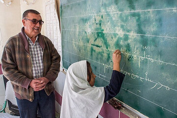 اعزام 15 معلم به چین  با هدف ارتقای توانمندی‌ها و بهبود روش‌های تدریس