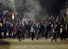 تونس در بحران/ مرگ یک جوان کشور را به آشوب کشاند