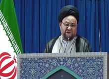 امام جمعه اصفهان: شادی و سرمستی دشمنان در سقوط بشار اسد زودگذر است 
