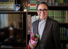 اسماعیل آذر: معادل سازی های فرهنگستان زبان و ادب فارسی چقدر کاربردی هستند؟