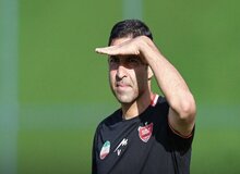 پرسپولیس بازیکن جدید می‌گیرد؟/ هاشمیان: نمی‌خواهیم با نقل‌وانتقالات مانور تبلیغاتی کنیم