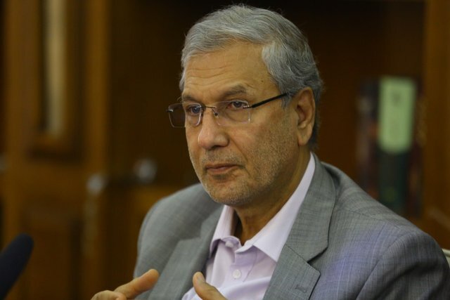 واکنش ربیعی به شعر خوانده شده پیش از نماز عید فطر