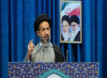 امام جمعه تهران: باید به حمله آمریکا به بندرعباس پاسخ می دادیم