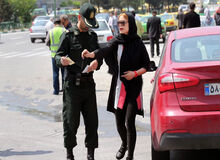 کیهان خطاب به مسئولان: از عواقب و هزینه‌های سنگین مقابله با بدحجابی نترسید 