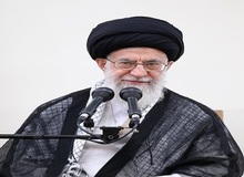 رهبر انقلاب: انقلاب ادامه دارد /با وجود همه مخالفت‌ها و کارشکنی‌ها داریم پیش می‌رویم