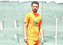 امید نورافکن محروم شد؛ جریمه ۱۰۰ میلیونی برای استقلال و پرسپولیس