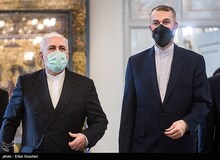انتقاد انقلابیون از «وزیرخارجه» بالا گرفت/ طلاب حوزه علمیه خطاب به «امیرعبداللهیان»: مذاکره مستقیم با آمریکا چه نفعی برای ما دارد؟/ چرا می خواهید ساده‌لوحی روحانی و ظریف را تکرار کنید؟