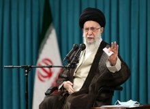 رهبر انقلاب: راهبرد جریان باطل کتمان یا کمرنگ‌کردن ایام‌الله است/ در قضیه اغتشاشات میخواستند نقاط قوت ما را از بین ببرند