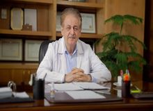 عضو کمیته مبارزه با ایدز: ۲ سال است جلسات کمیته کنترل ایدز در برگزارنشده/ با اجرای طرح مجلس توسط دولت منتظر موج بیماری ایدز و سایر بیماری‌های مقاربتی باشید