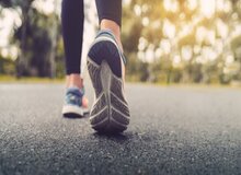 آهسته راه رفتن نشانه پیری زودرس است
