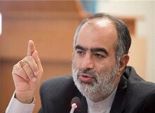 عصبانیت حسام الدین آشنا از پخش مستند بی‌بی‌سی درباره جلسه فرماندهان سپاه : سرقت اسناد نظامی و قطعا خیانت است 