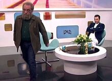 عذرخواهی مجری "من و شما" از فراستی و مخاطبان
