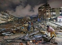 شمار جانباختگان زلزله ونزوئلا به ۵۸۹ نفر رسید / واشنگتن «موقتا» معافیت تحریمی بشردوستانه به کاراکاس داد / فهرست کشورهای کمک‌کننده