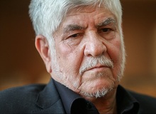 محمد هاشمی: به کسانی که دنبال «امام زدایی» هستند می گویم که امام خمینی(ره) حذف شدنی نیست/ «باراک اوباما» در کتاب خاطراتش نوشته وقتی نخستین بار امام(ره) را در تلویزیون دیدم؛ چشم‌هایش آنقدر نافذ بود که من را جذب خودش کرد!