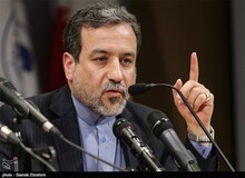 عراقچی: برجام بدون یک کلمه کم و یک کلمه زیاد باید اجرا شود
