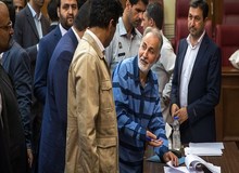 وکیل اولیای دم میترا استاد : حکم دادگاه برای نجفی در مرحله انشاء است/  موضوع رضایت و بخشش از سوی اولیای دم مطرح نیست 