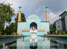 اخراج حجت الاسلام موسوی‌فر معاون مرکز اسلامی هامبورگ از آلمان

