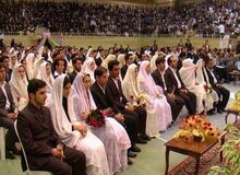 دانشگاه آزاد: دانشجویی که ازدواج کند یک ترم تخفیف ۱۰۰ درصدی می گیرد