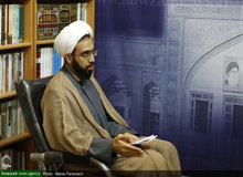 آیا می توان برای آموزش به فیلم های مستهجن نگاه کرد؟/ حجت الاسلام عباسی آغوی: زنان بیشتر از راه شنوایی محبت را دریافت کرده و تحریک می شوند