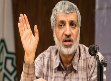 ابراهیم فیاض: اصولگرایی و اصلاح‌طلبی مرده‌اند و تاریخ مصرف‌شان تمام شده است