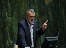 مجلس از پاسخ حجتی درمورد صیادی در دریای عمان قانع نشد/ وزیر کشاورزی از مجلس کارت زرد گرفت

