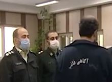 بازداشت کلاهبردار معروف تهران / مردی استفاده از لباس روحانیت و بادیگارد مسلح از مردم کلاهبرداری می کرد+فیلم گفت و گو