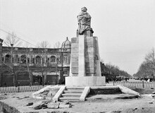 مجسمه ملک‌المتکلمین در پارک‌شهر گم شد