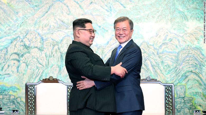 تعطیلی سایت آزمایش هسته‌ای کره شمالی با حضور ناظران خارجی/ کیم جونگ اون: من هیچ گاه به کره جنوبی و آمریکا حمله نمی‌کنم
