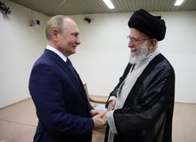 ببینید/ تصاویر دیدار ولادیمیر پوتین با رهبر انقلاب