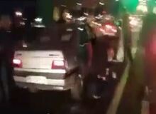 لحظه دستگیری مهدی گاوزن از اراذل مازندران در اتوبان قم در درگیری مسلحانه + ویدئو