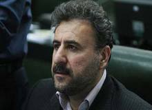 فلاحت‌پیشه: اصولگرایان چهره‎های برجسته جریان «راست» را با دستان خود می‌سوزانند