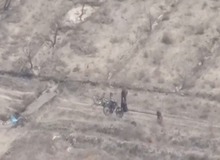 ارگان رسانه ای دولت: معاون سفیر انگلیس همزمان با رزمایش موشکی سپاه به شهداد کرمان رفته بود/ رئیس بخش بیولوژیکی دانشگاه کوپرنیک لهستان از خاک، آب، سنگ، نمک شهداد نمونه برداری کرده/ همسر دیپلمات اتریشی هنگام تصویربرداری از مناطق نظامی تهران شناسایی شد