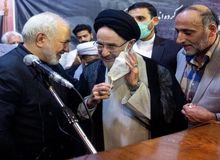 ارگان رسانه ای نزدیک به سپاه: خاتمی از طریق ظریف اطلاعات طالبان را به آمریکایی ها داده بود