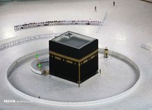 عربستان، بوسیدن و لمس خانه خدا را ممنوع کرد
